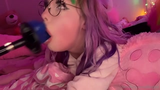 Fantastic Fucking Machine Extracts Orgasm from Hot Ditzymaruu
