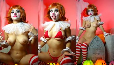 Cashbxnny stripping out of that pennywise fit... damn
