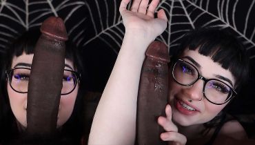 Naomihh666 almost gagging on this massive cock... pov